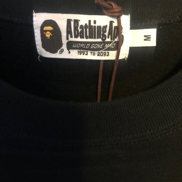 Bape appliqué crewneck (NEW) - Picture 2 of 4